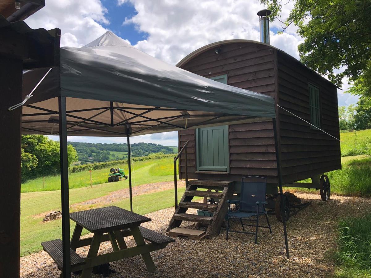 The Shepherds Hut At The Shippen, Tiphayes Honiton Exterior photo